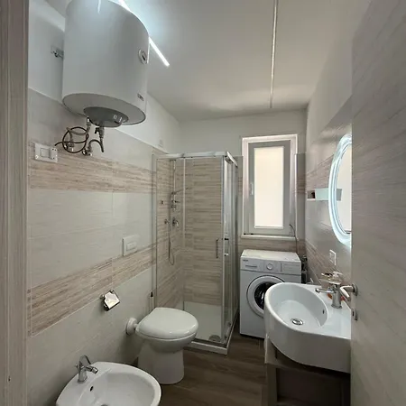 Apartment Con Cortile